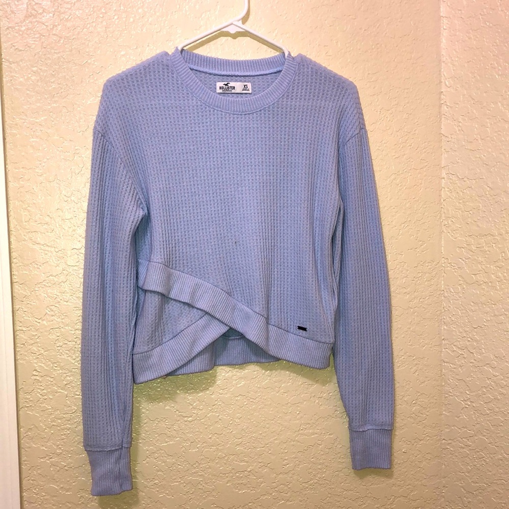 Hollister women’s sweater